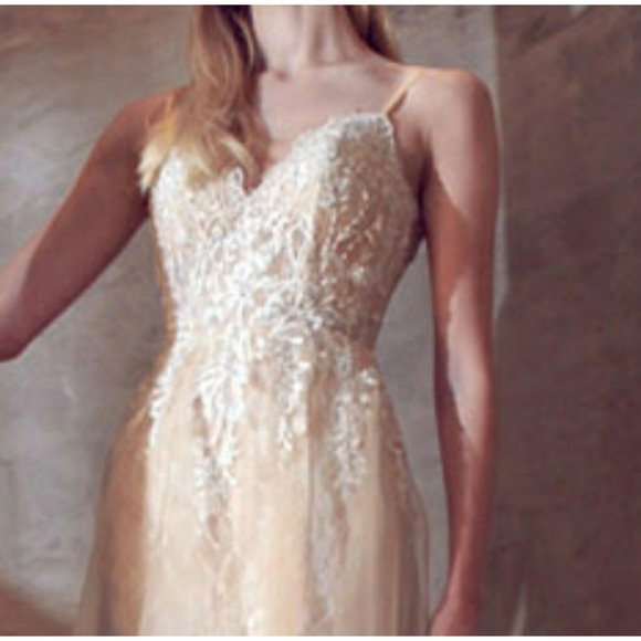 Juliet Collection Wedding Dress 249 4XL - Picture 2 of 12